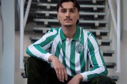 费伦茨瓦罗斯足球(qiú)俱(jù)乐部发布125周年(nián)纪念版复古球(qiú)衣(yī)