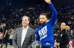 NBA球隊(duì)最(zuì)新市(shì)值榜：勇士、湖人、尼克斯领跑火(huǒ)箭第10、开拓者(zhě)第24