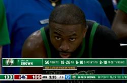 不(bù)止(zhǐ)月最佳，傑(jié)伦-布朗還(hái)值得更多东西