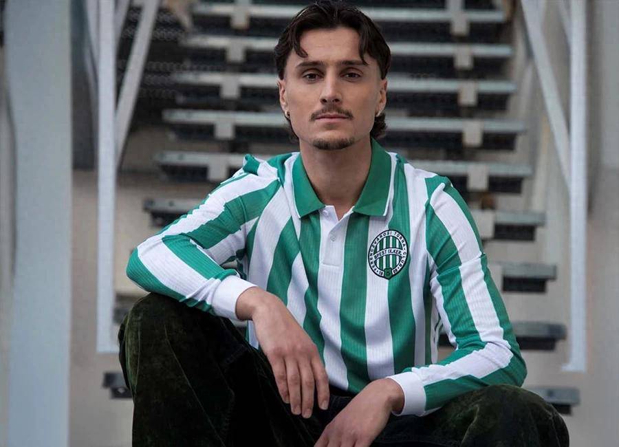 费伦茨瓦罗斯足球俱乐部发布125周年纪念版复古球衣