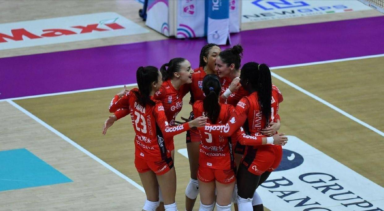 朱婷回归被问！科内五局大战，技术统计