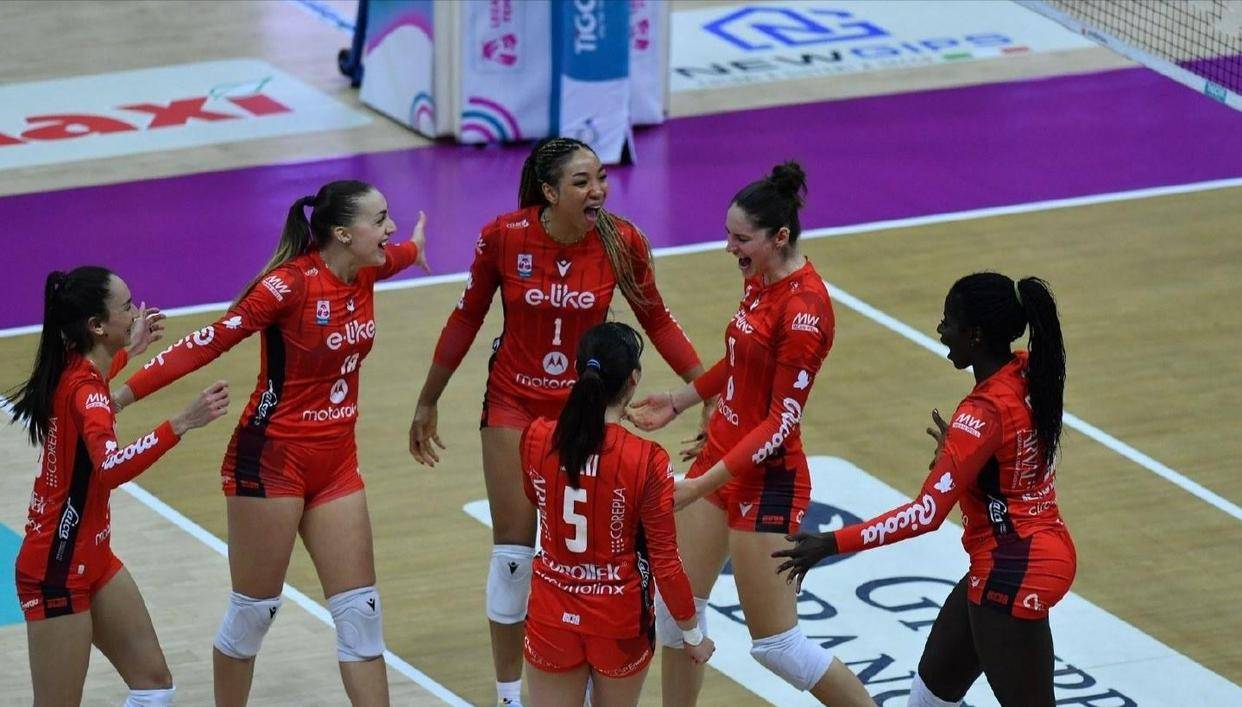 朱婷回归被问！科内五局大战，技术统计