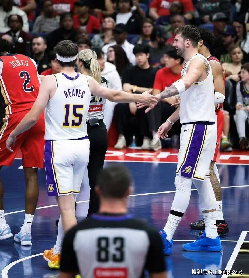 NBA得分榜大乱！5人得分30+，库里升第7，杜兰特19，4人抢得分王