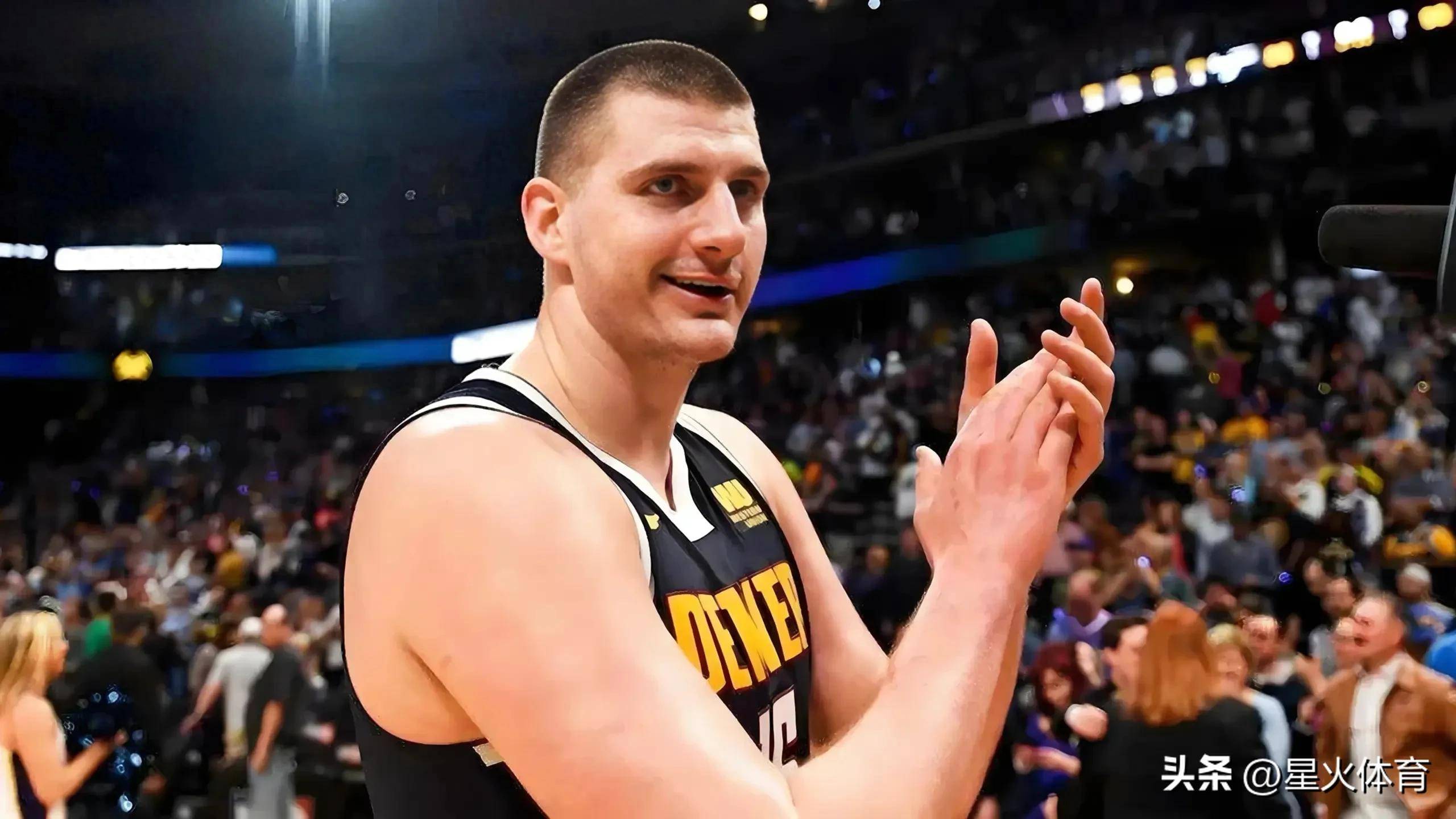 就在今天！约基奇打破历史，超越贾巴尔，登顶NBA中锋助攻榜！