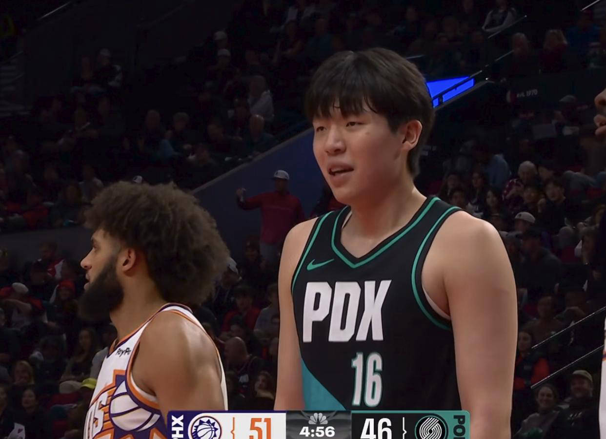 杨瀚森NBA再创辉煌！单场9分5板3助攻刷新五大纪录，赛后迎来利好消息