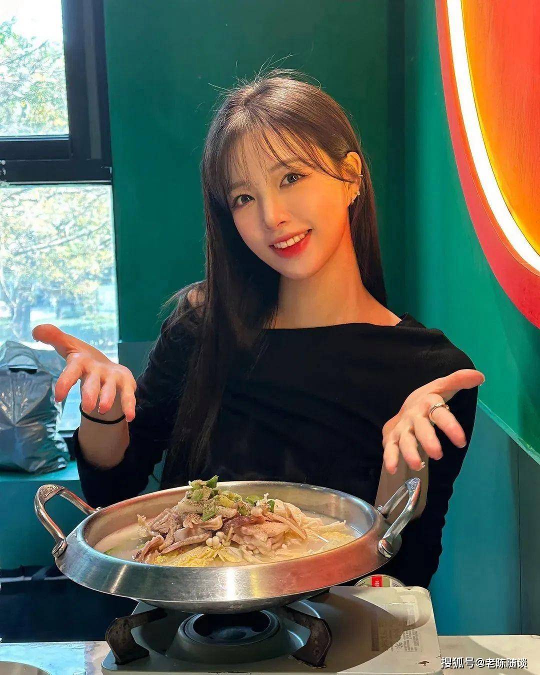 台湾球队啦啦队的新宠“釜山女神”李晧禎