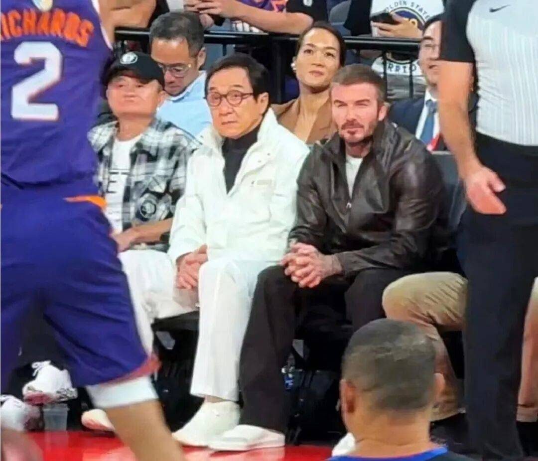 马云亲临现场观赛！NBA中国赛大佬云集