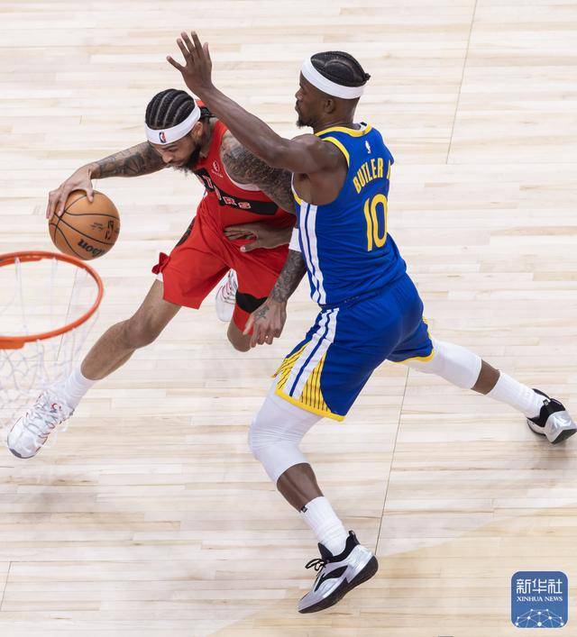 篮球丨NBA常规赛：猛龙胜勇士