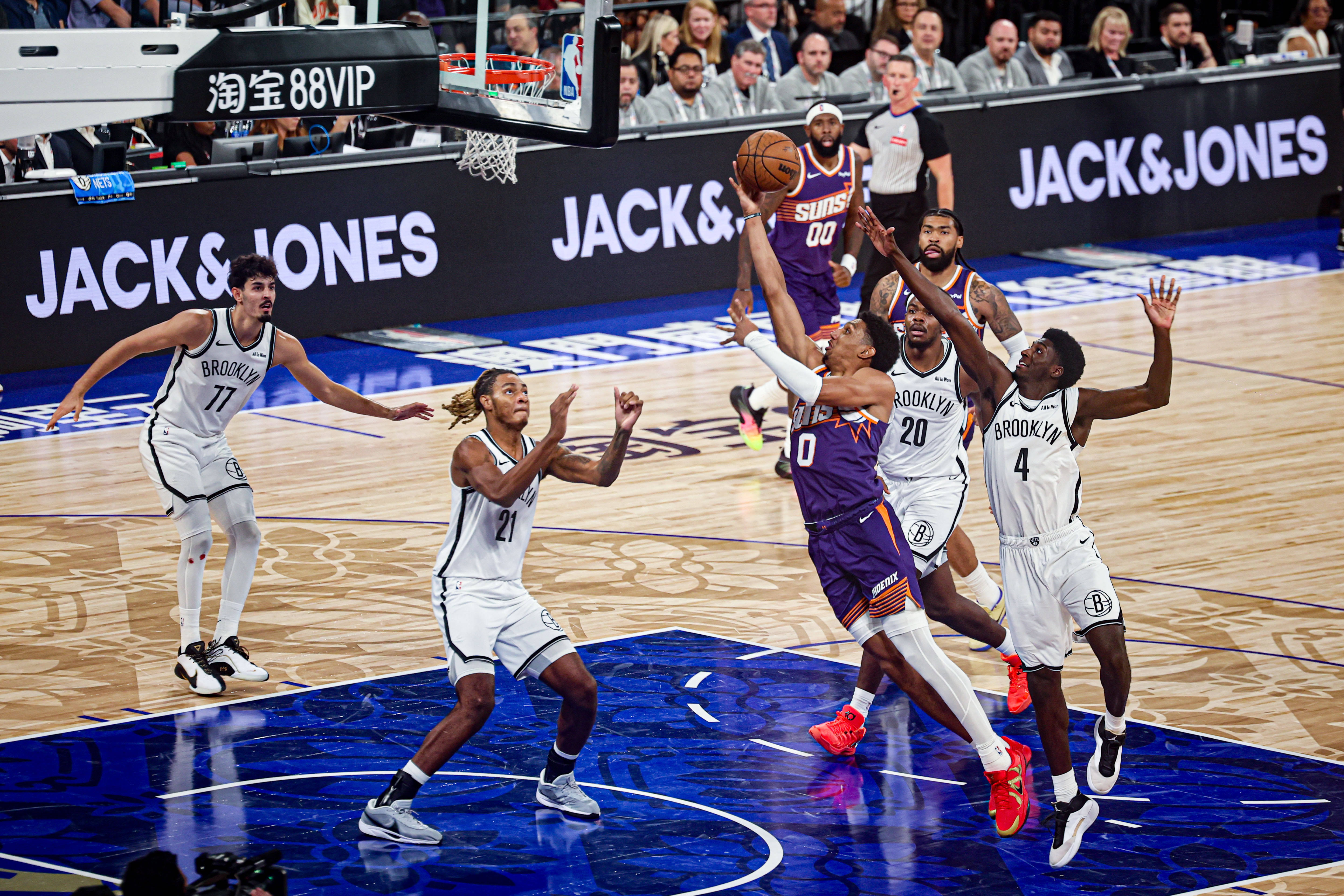 【向上穿越·无界登场】NBA中国官方市场合作伙伴JACK &amp; JONES，赋能NBA中国赛2025