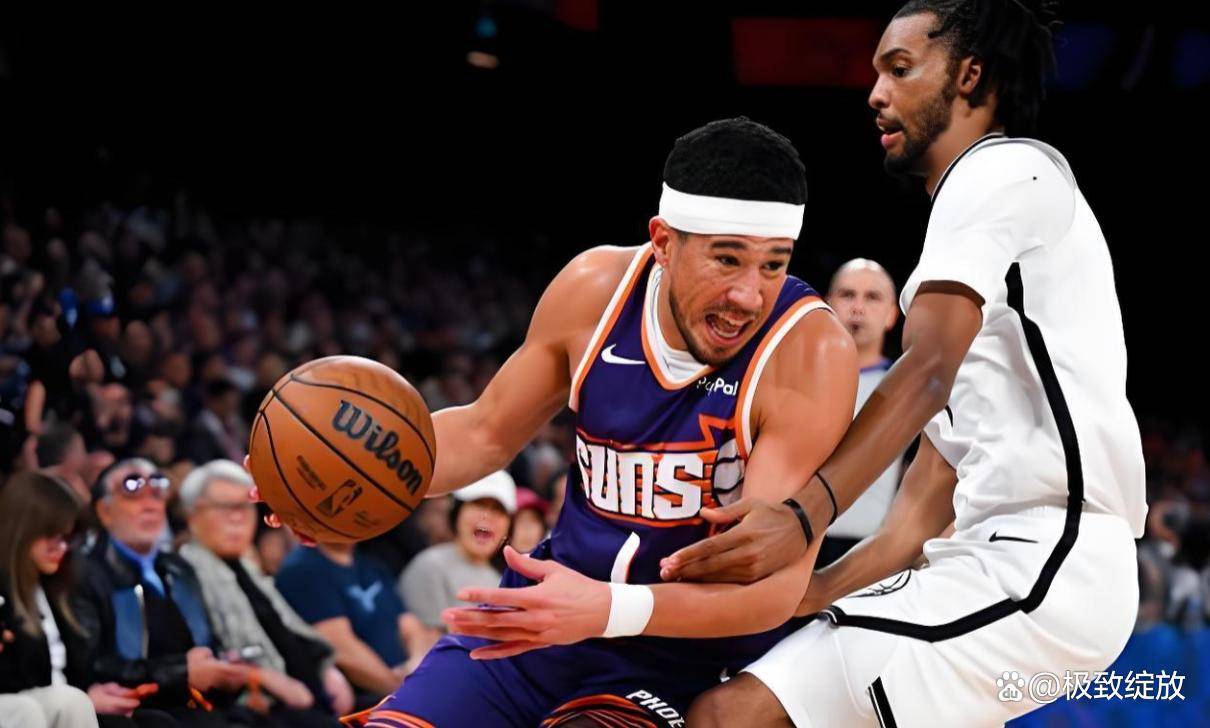 布克彻底怒了！炮轰NBA裁判“双标”成灾，还要求直接废掉裁判报告！