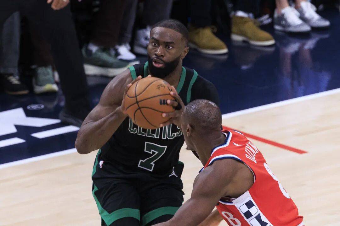 不止月最佳，杰伦-布朗还值得更多东西